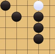 片側が白石で止められた三